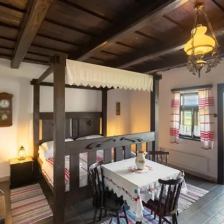 公寓 Csenger Vendeghazak