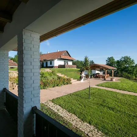 公寓 Csenger Vendeghazak