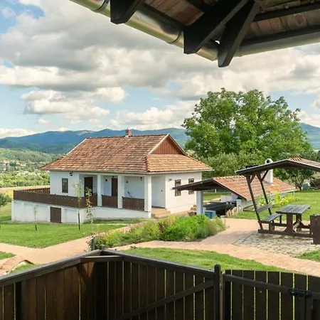 公寓 Csenger Vendeghazak